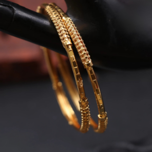 simple pipe & net design forming bangle