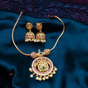 mat finish lakshmi pendant kodi neckset