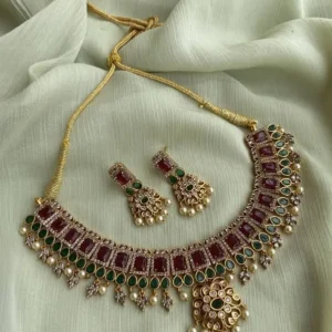 ad stone choker with earrings