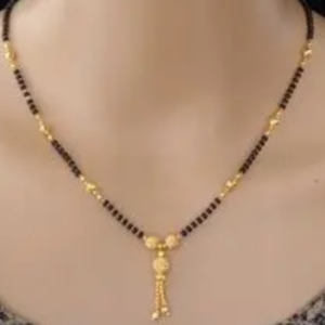 elegant single layer black beads chain with drop pendant